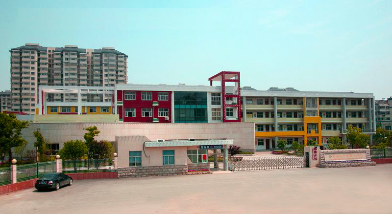 性能強(qiáng)有顏值，讓LED顯示屏的美綻放校園